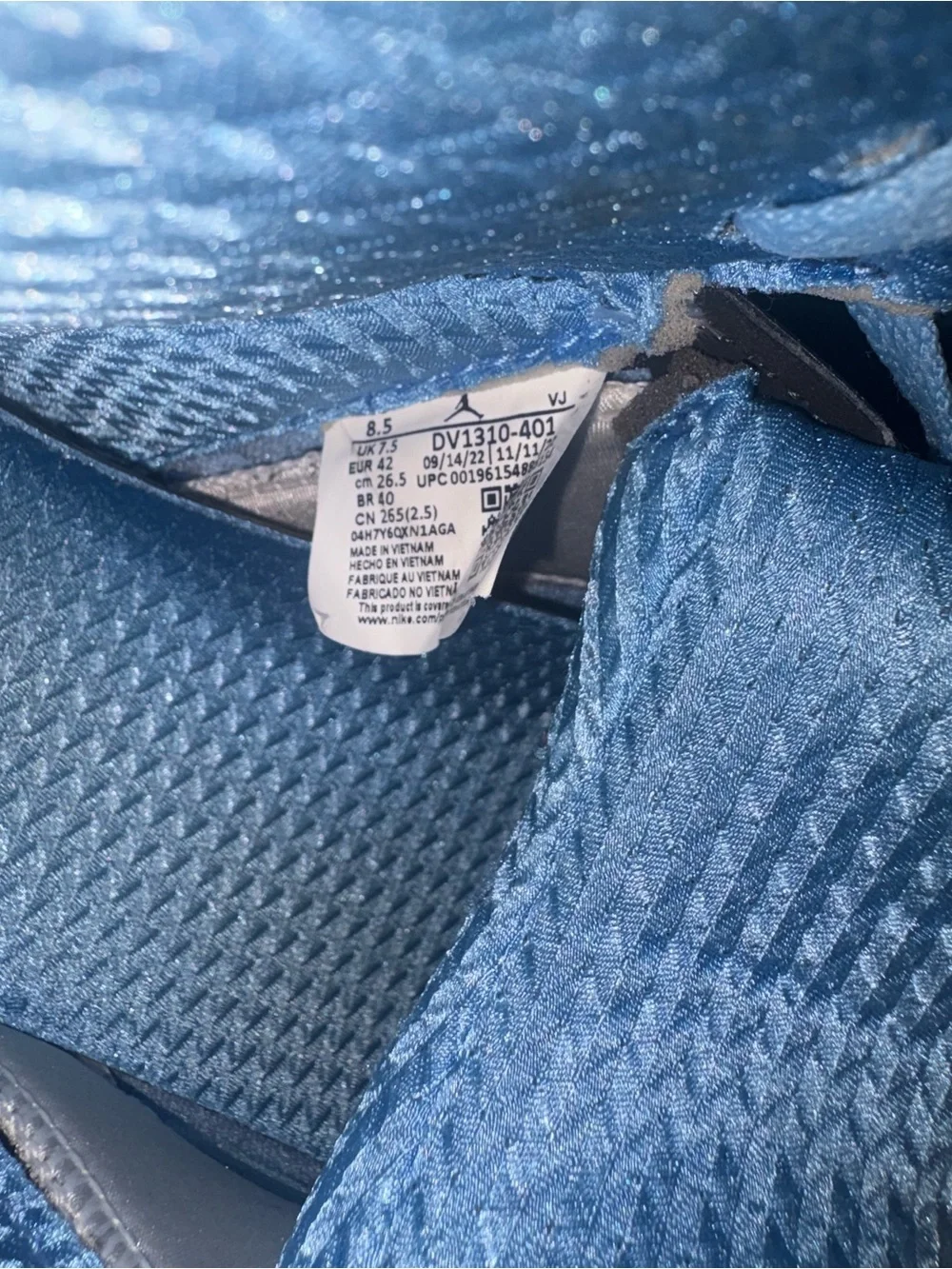 Jordan UNC Retro 5 Sneakers